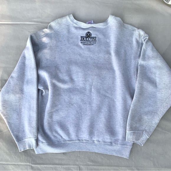 Vintage UMD University Minnesota Duluth Hockey Crewneck Sweatshirt Fruit of Loom - Picture 6 of 6